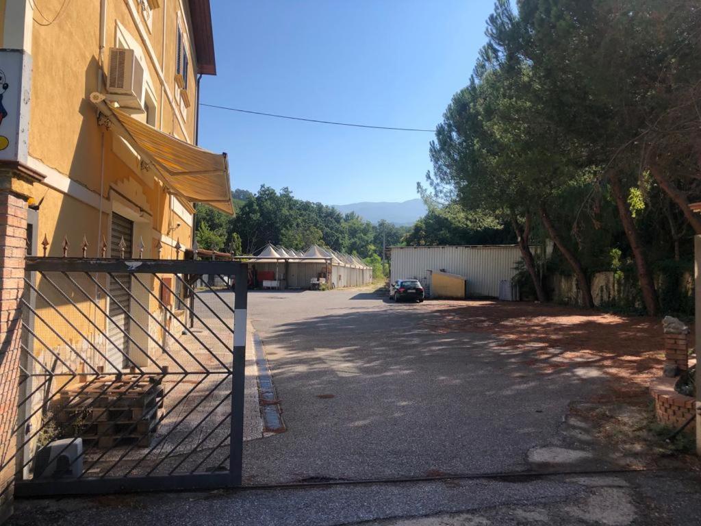 Mare O Montagna Apartment Козенца Екстериор снимка